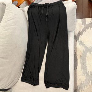 olivaceous lounge black pants